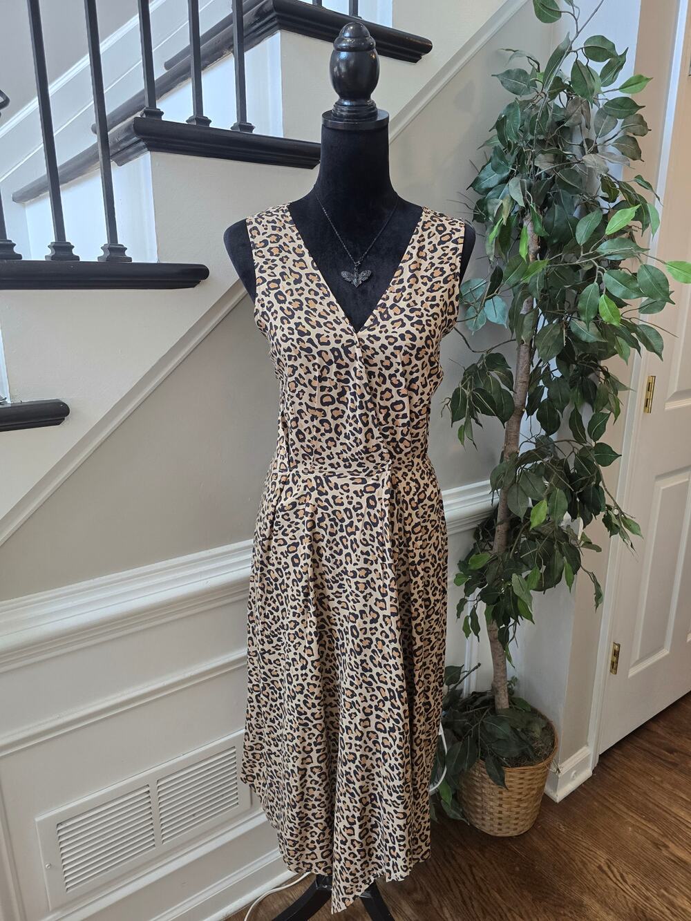 Beachlunchlounge Midi Dress Women Large Black/Brown Leopard Print V-Neck Pleated